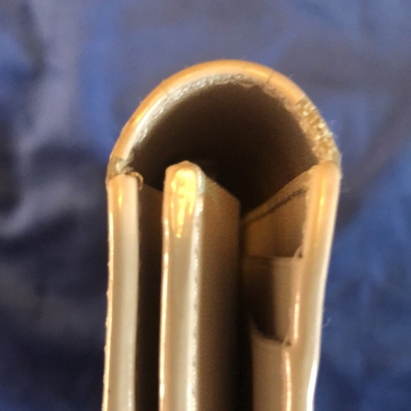 Kate Spade New York Putnam Drive Splodge Cyra Dot Large Flap Wallet - Picture 12 of 12